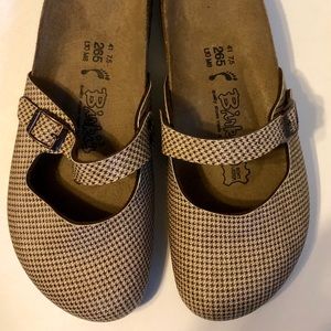 Birkenstock Maria sz 41 US10 11 in brown check